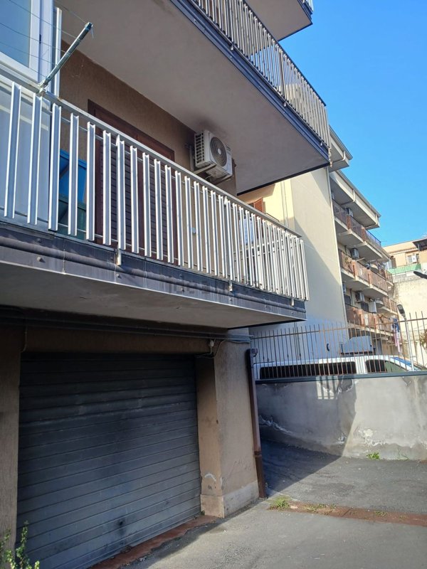 appartamento in vendita ad Aci Castello in zona Cannizzaro