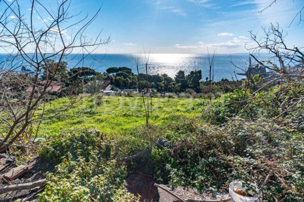 villa in vendita ad Aci Castello