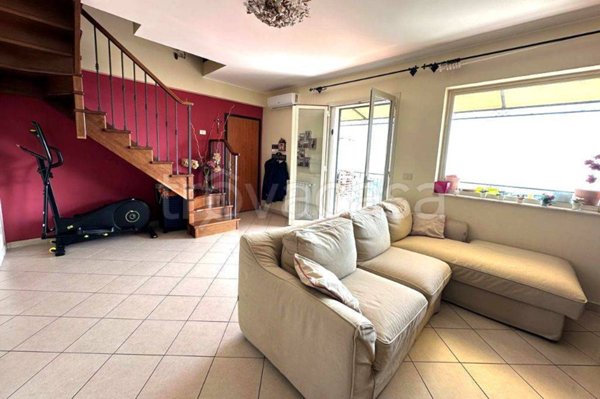 appartamento in vendita ad Aci Castello in zona Ficarazzi