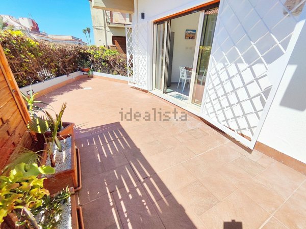 appartamento in vendita ad Aci Castello