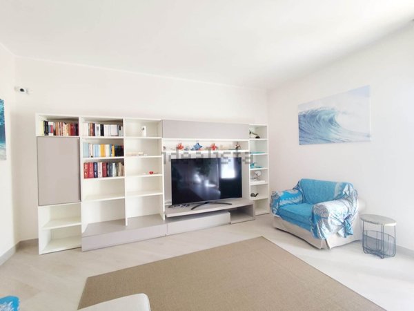 appartamento in vendita ad Aci Castello