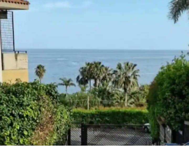 appartamento in vendita ad Aci Castello in zona Aci Trezza