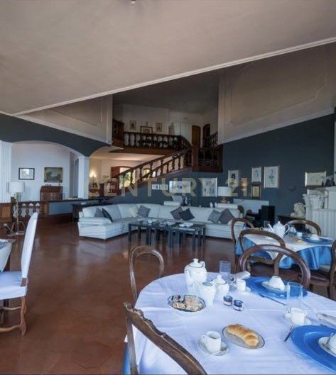 casa indipendente in vendita ad Aci Castello