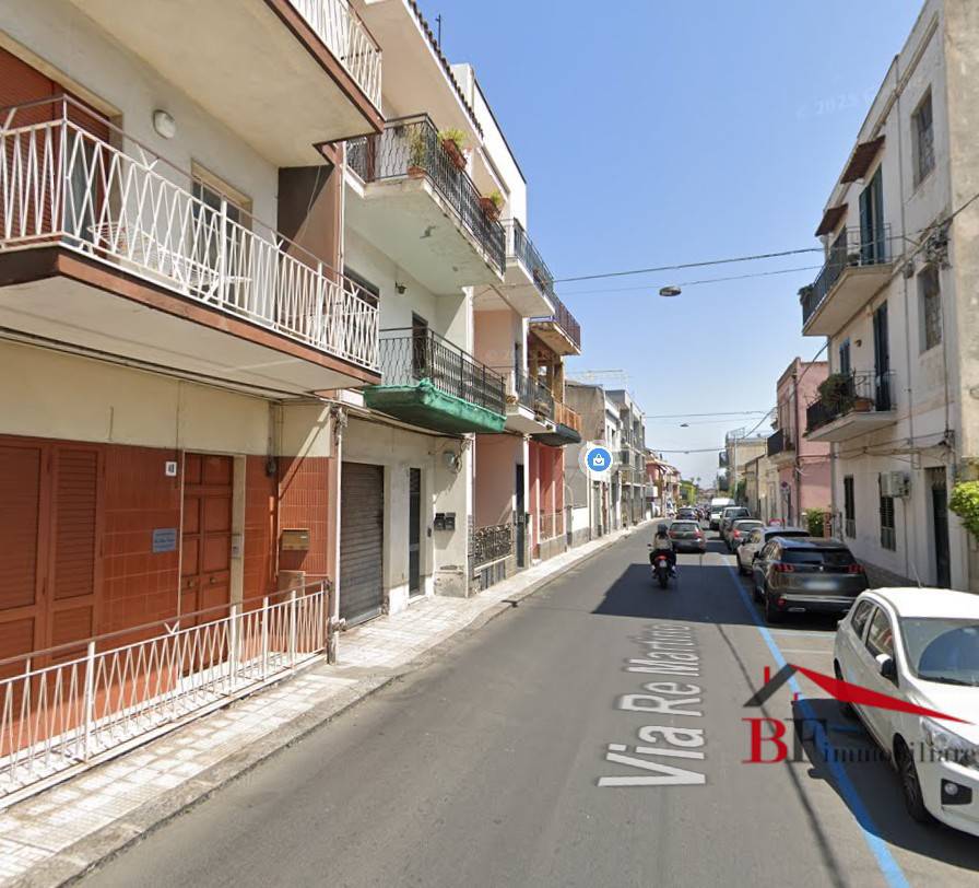 appartamento in vendita ad Aci Castello