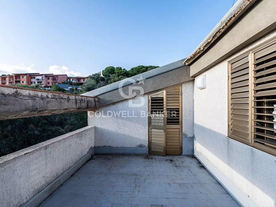 appartamento in vendita ad Aci Castello