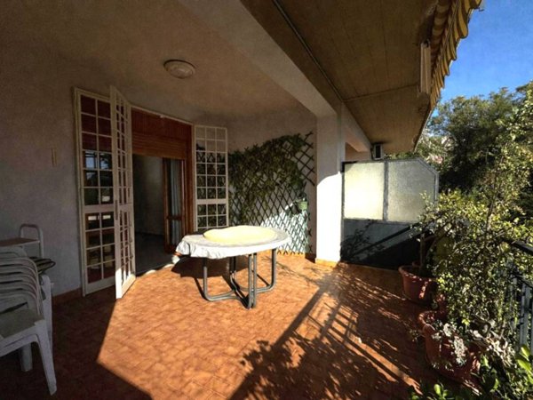 appartamento in vendita ad Aci Castello