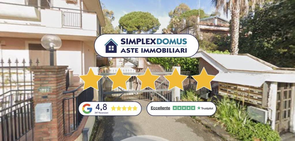 appartamento in vendita ad Aci Castello