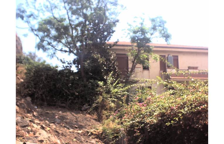 villa in vendita ad Aci Castello in zona Ficarazzi