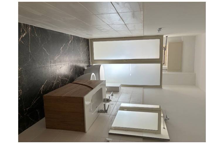 appartamento in vendita ad Aci Castello in zona Ficarazzi