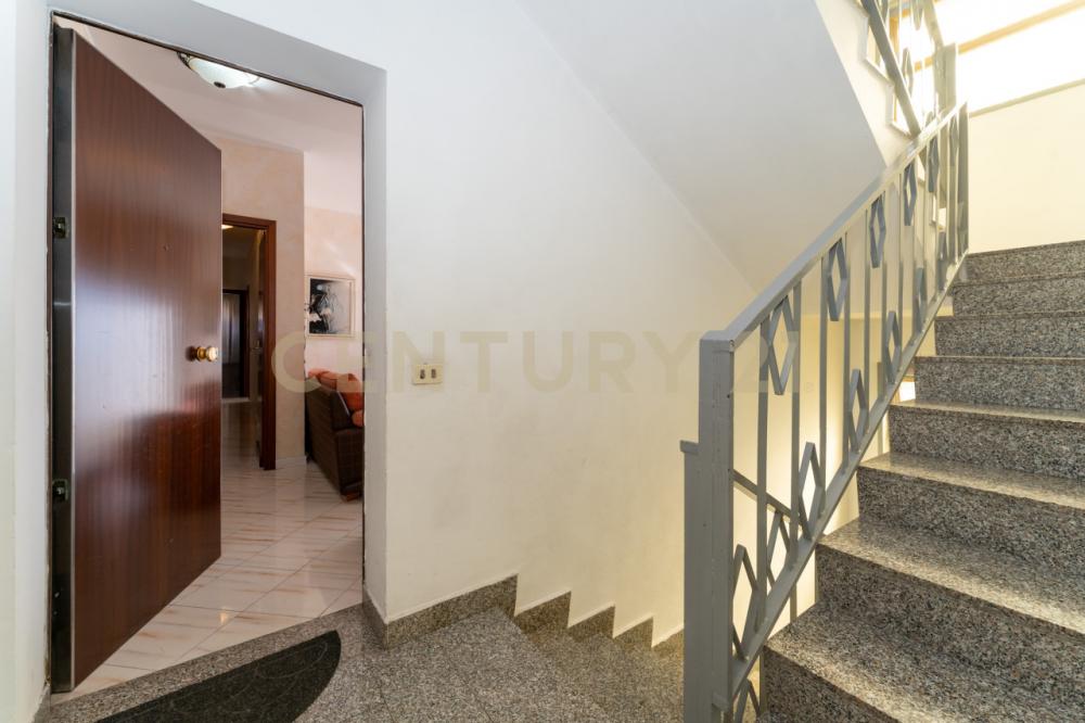 appartamento in vendita ad Aci Castello in zona Aci Trezza