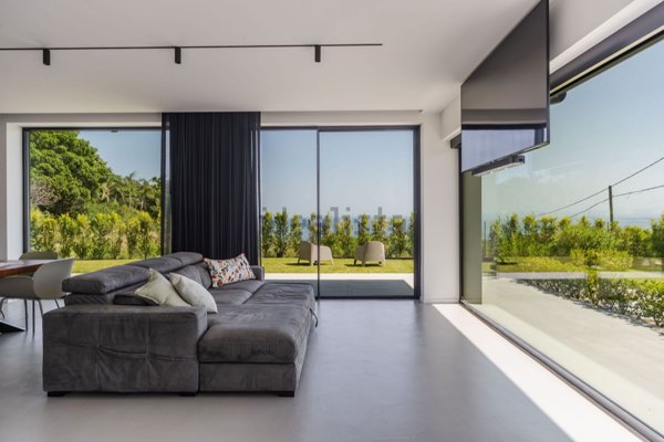 casa indipendente in vendita ad Aci Castello