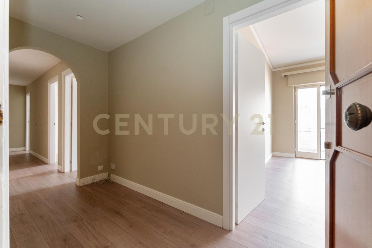 appartamento in vendita ad Aci Castello