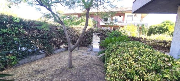 appartamento in vendita ad Aci Castello