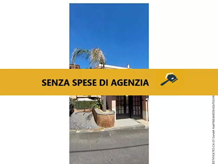 appartamento in vendita ad Aci Castello