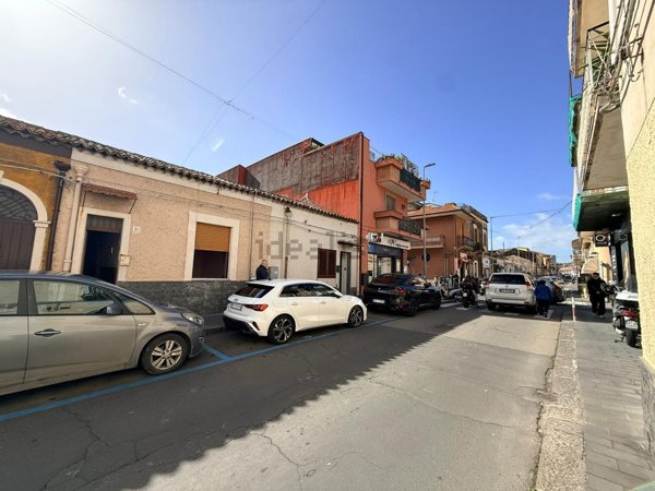 casa indipendente in vendita ad Aci Castello in zona Cannizzaro