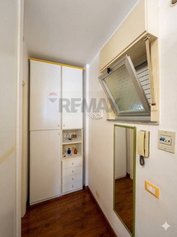 appartamento in vendita ad Aci Castello