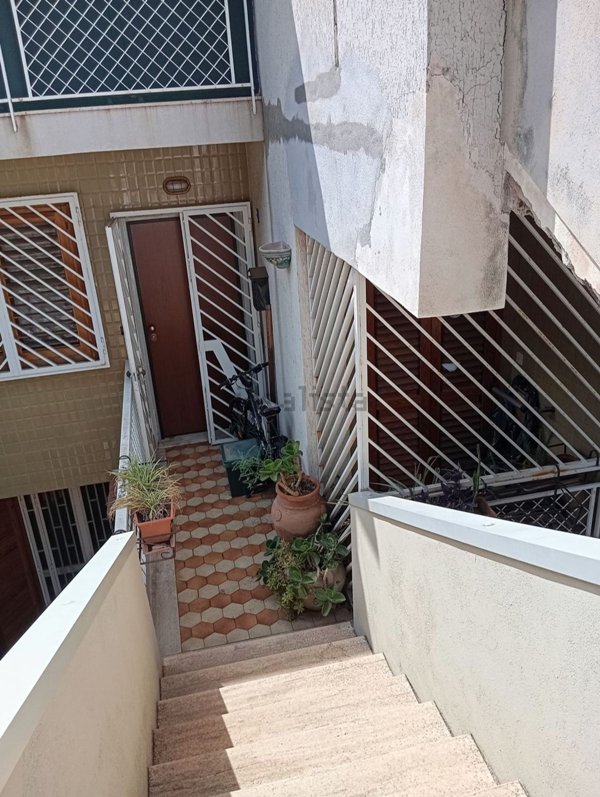 appartamento in vendita ad Aci Castello