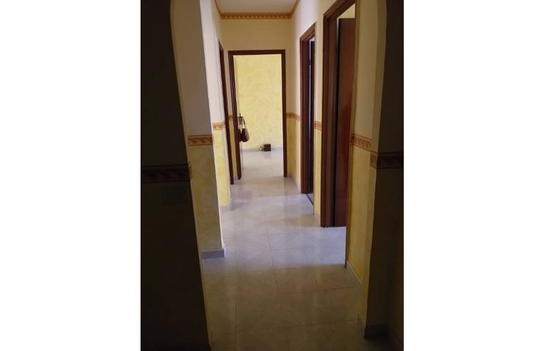 appartamento in vendita ad Aci Castello