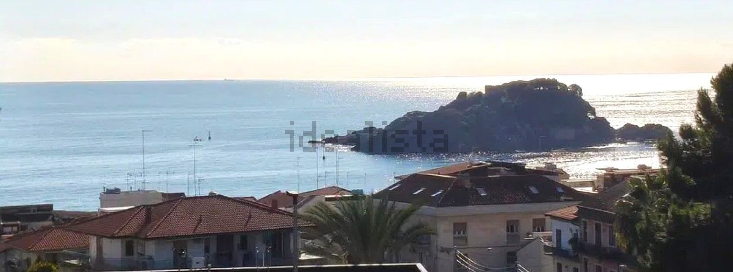 appartamento in vendita ad Aci Castello