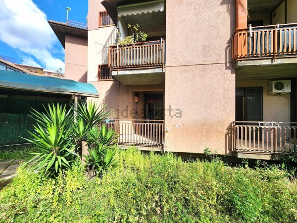 appartamento in vendita ad Aci Castello in zona Cannizzaro