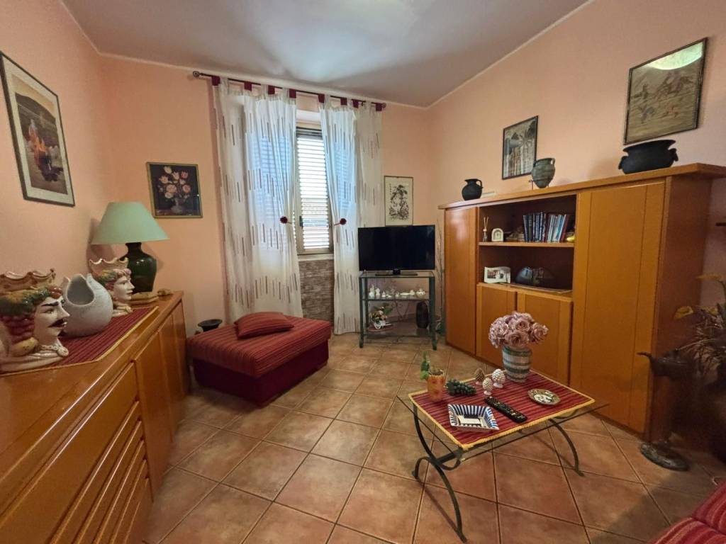 appartamento in vendita ad Aci Castello in zona Cannizzaro