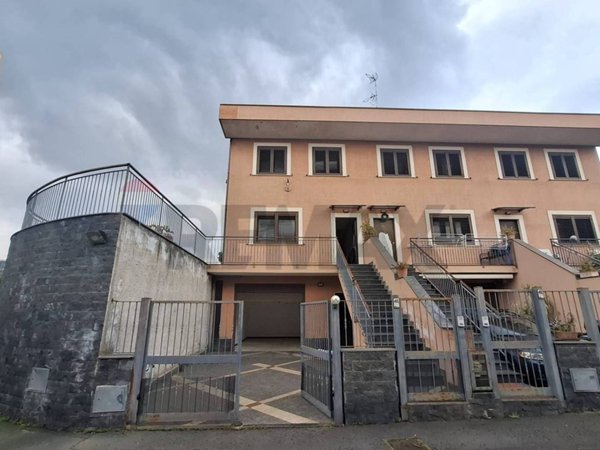 casa indipendente in vendita ad Aci Castello in zona Cannizzaro