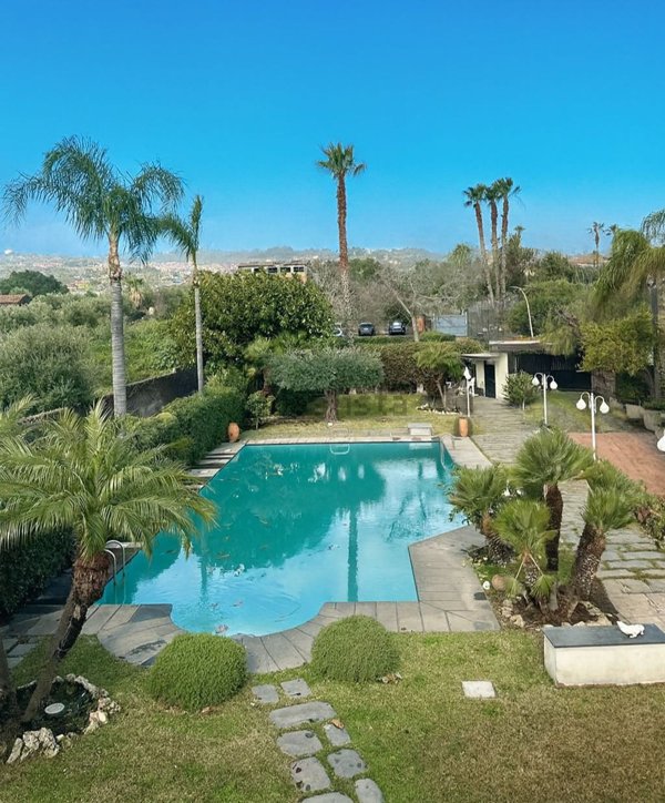 casa indipendente in vendita ad Aci Castello