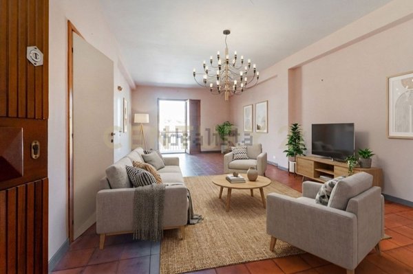 appartamento in vendita ad Aci Castello