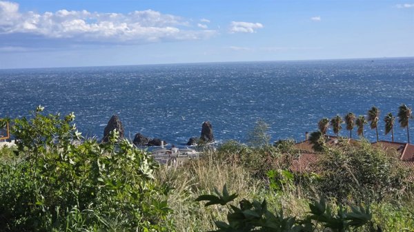 villa in vendita ad Aci Castello