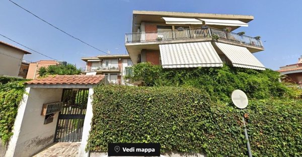 appartamento in vendita ad Aci Castello