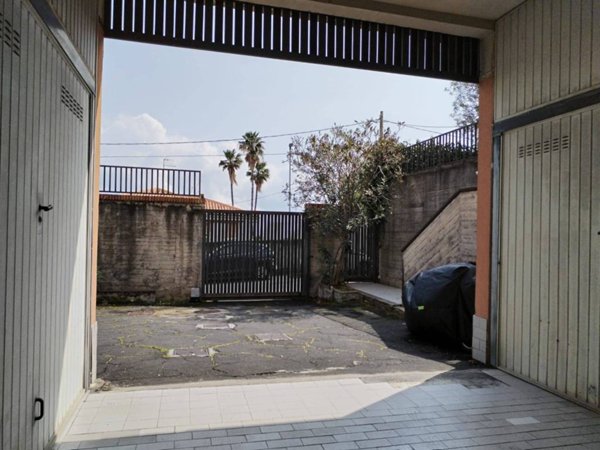 villa in vendita ad Aci Castello