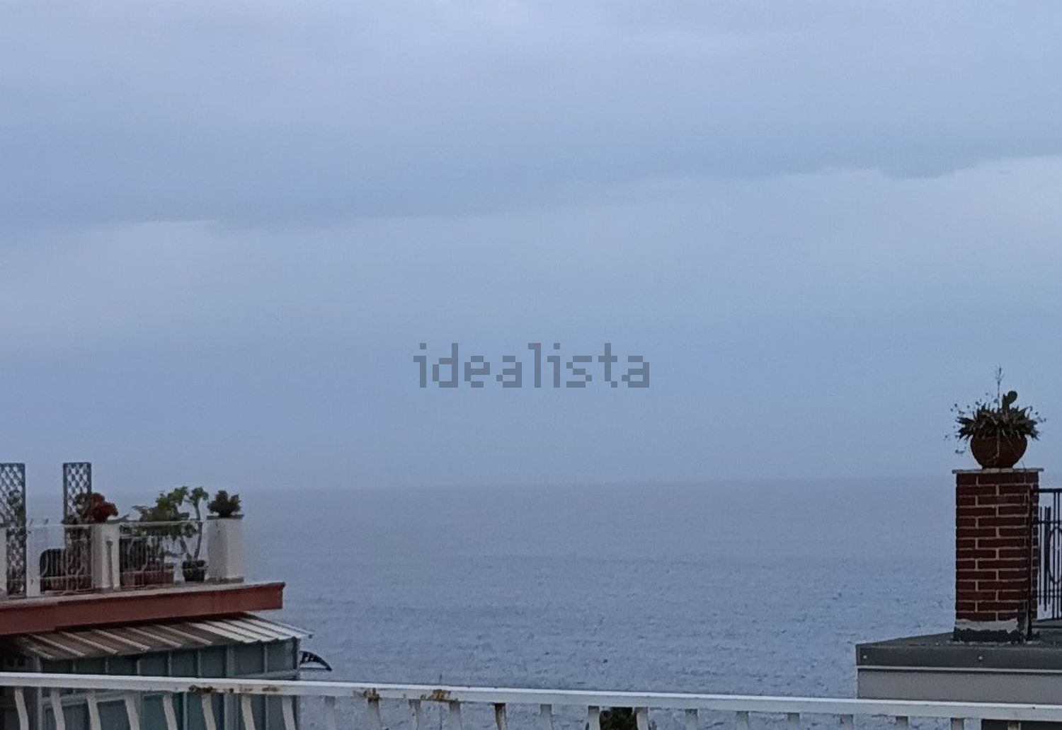 appartamento in vendita ad Aci Castello