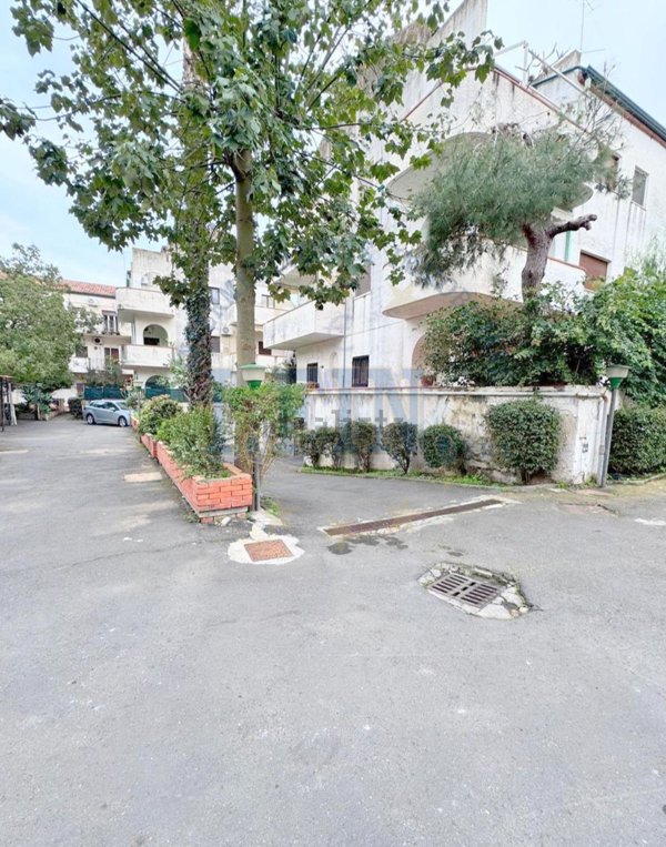 appartamento in vendita ad Aci Castello