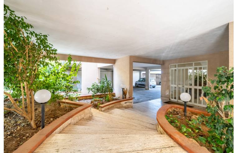 appartamento in vendita ad Aci Castello in zona Ficarazzi