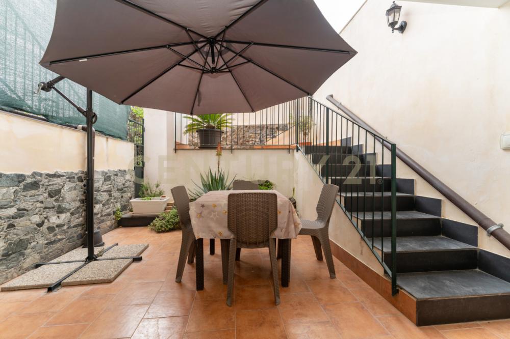 appartamento in vendita ad Aci Castello in zona Ficarazzi