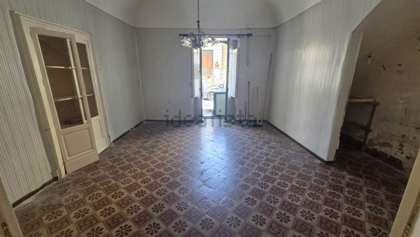 appartamento in vendita ad Aci Castello