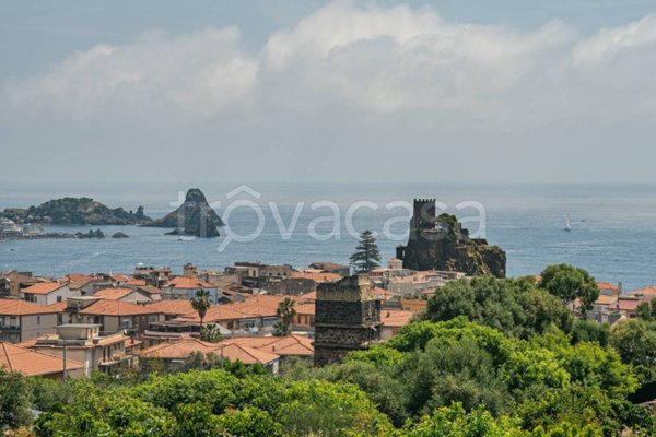 casa indipendente in vendita ad Aci Castello in zona Aci Trezza