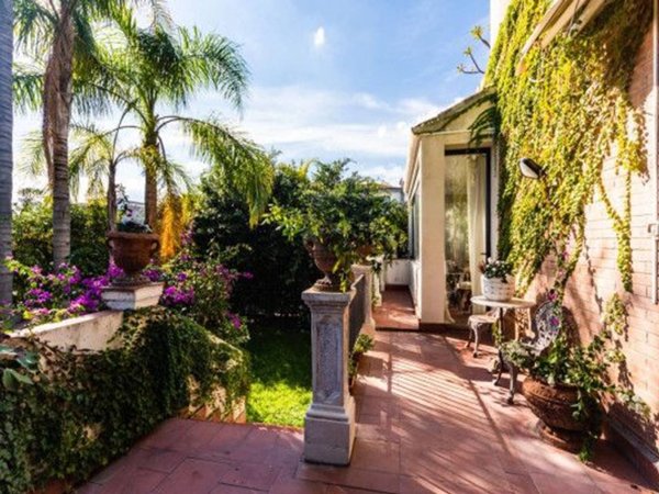 casa indipendente in vendita ad Aci Castello in zona Cannizzaro