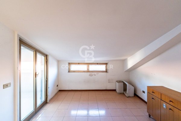 attico in vendita ad Aci Castello in zona Ficarazzi