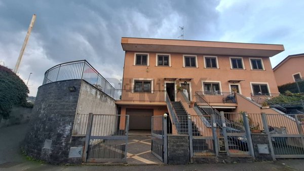 casa indipendente in vendita ad Aci Castello in zona Cannizzaro