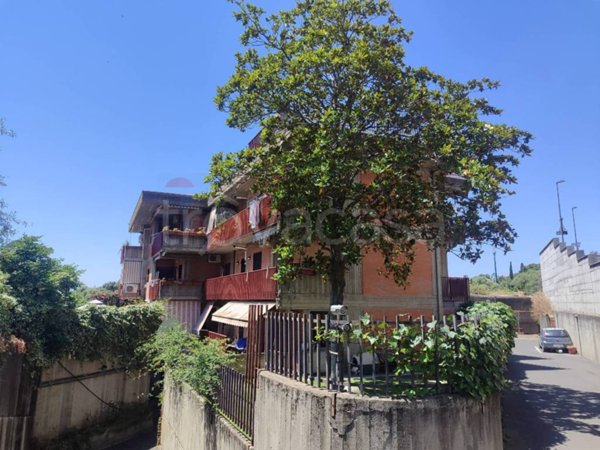 villa in vendita ad Aci Castello