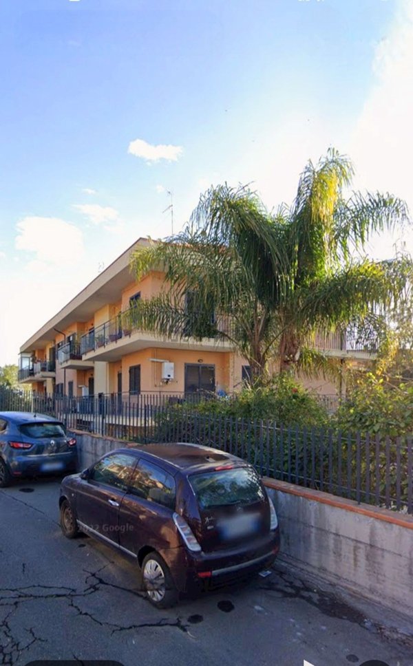 appartamento in vendita ad Aci Castello in zona Aci Trezza