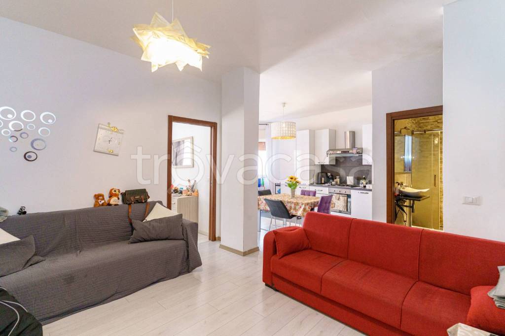 appartamento in vendita ad Aci Castello in zona Aci Trezza
