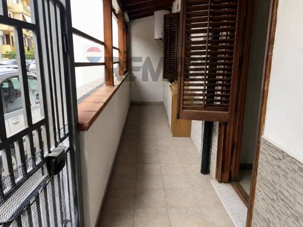 appartamento in vendita ad Aci Castello in zona Ficarazzi