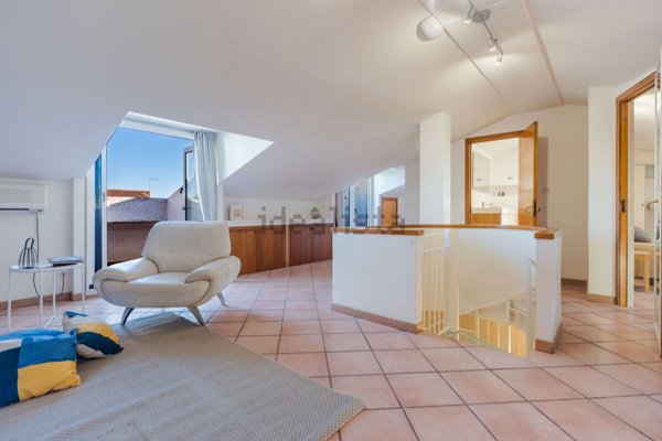 appartamento in vendita ad Aci Castello in zona Ficarazzi