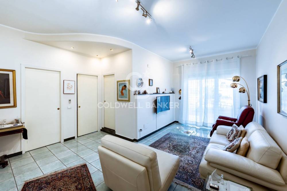appartamento in vendita ad Aci Castello in zona Aci Trezza