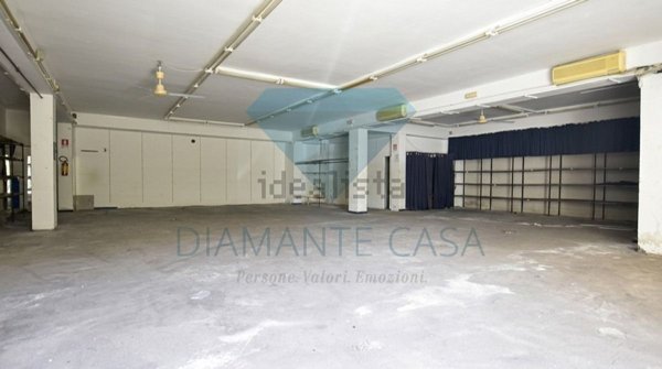 villa in vendita ad Aci Castello in zona Ficarazzi