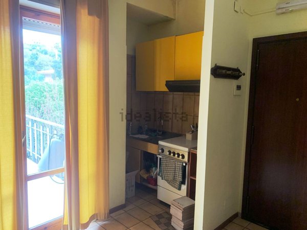 appartamento in vendita ad Aci Castello in zona Ficarazzi