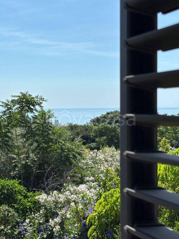 casa indipendente in vendita ad Aci Castello in zona Cannizzaro