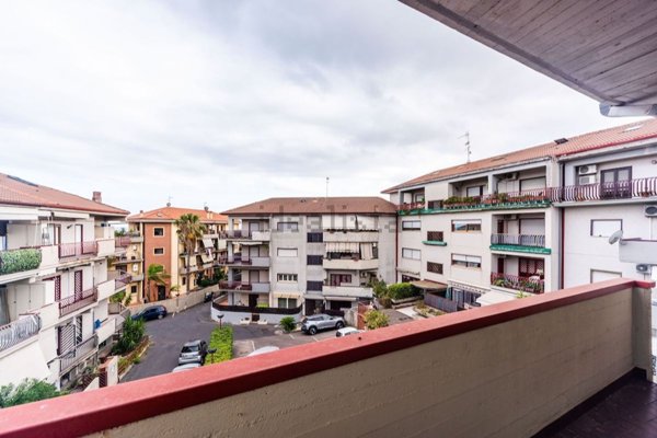 appartamento in vendita ad Aci Castello in zona Cannizzaro
